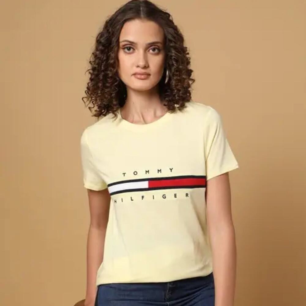 Tommy Hilfiger Relaxed Fit Tee - Pale Yellow